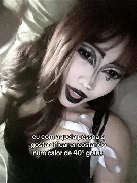 mds eu odeio tanto, eu já odeio toque físico, ainda mais no calor, SAI MANO #fy 