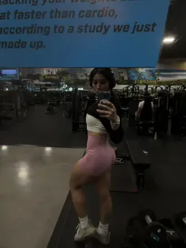 I changed my workout routine a bit and love the results , I’m actually looking foward to my workouts now 🥹 MY BIRTHDAY IS SOOON!!!!! I’m turning 21☺️. March 18th! I’m very excited for the years to come and to bring you guys along the way 🤍 #lifting #gymcommunity #certification #newaccount#explorepage#gym #weights #weightloss #healthy #healthyeating #healthyrecipes #workouts #WorkoutRoutines #muscle #gainingmuscle #journey #growth #selflove #selfconfidence #bicep #fyp #explore #back #backday #update #progresspics #glutes #gluteday #hammies #quad  #Fitness #model 