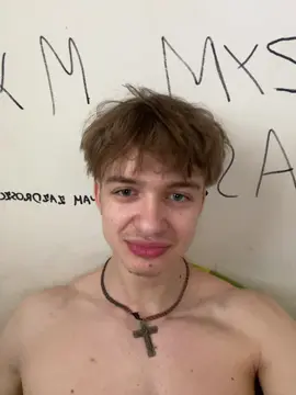 pisze do mnie mlody typ