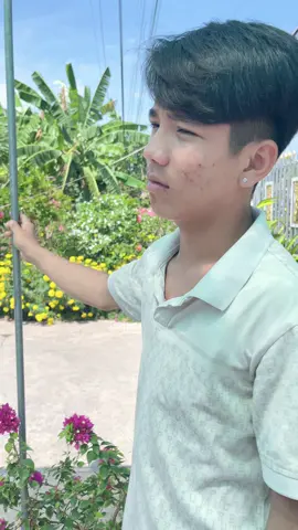 Anh là gì của em??#anhthoidaitv #anhthoidaivlog #🥰🥰