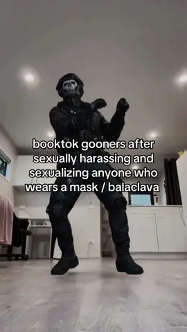 not every masked person wants to get your comments keep it to yourself 💀 ||#fyp #masktok #ghostcosplay #ghostcod #cod #viral #codfyp #ghosts #BookTok 