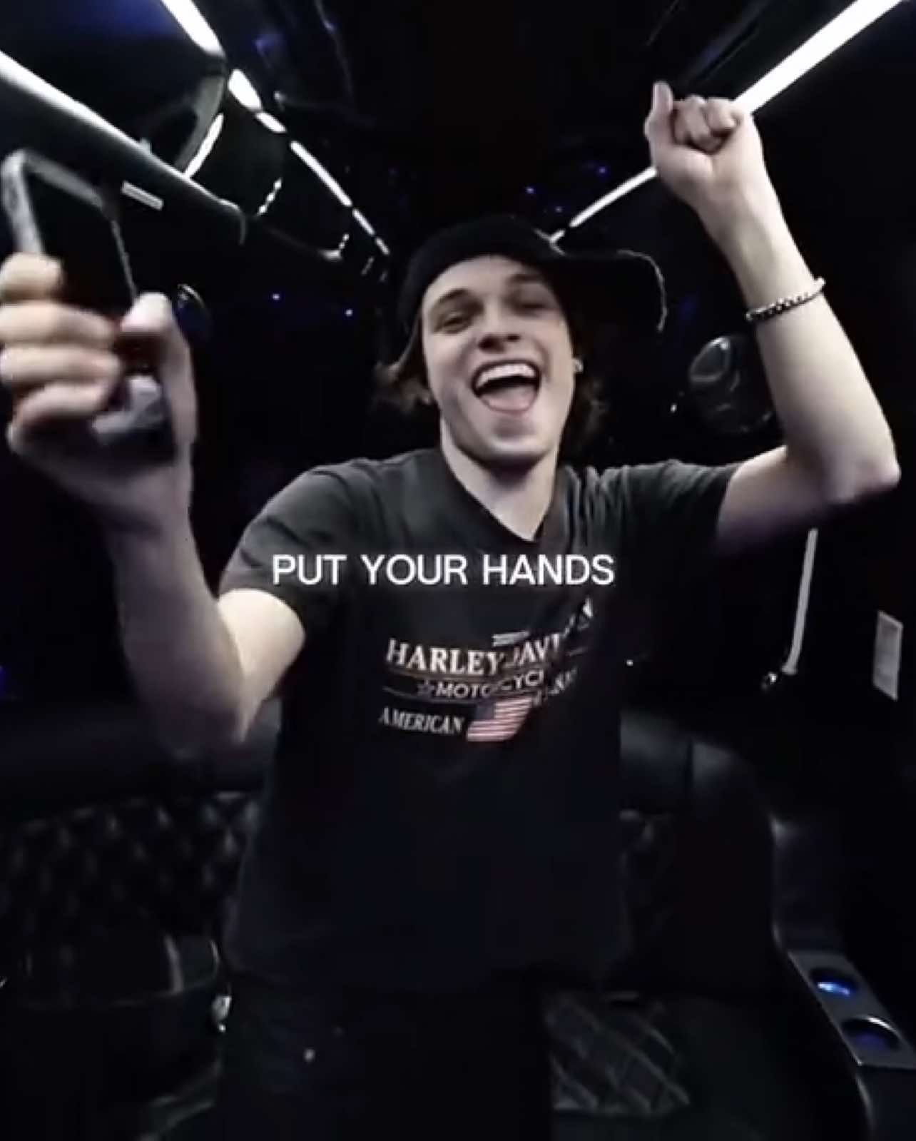 Put your hands up in the air @Christopher Sturniolo @Nicolas Sturniolo  #chrisstirniolo#chrisedit#chrissturnioloedit#sturniolotriplets#sturniolotripletsedit#fy#fyp#foruou#foryoupage#mattsturniolo#nicholassturniolo 