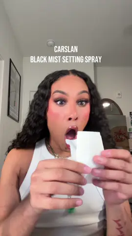 Make your makeup transfer proof!! This is some good ishhhh 🫶🏽😂 I love CARSLAN I really do #carslan #carslanpowder #carslansettingspray #settingspray #transferproofmakeup #transferproof 