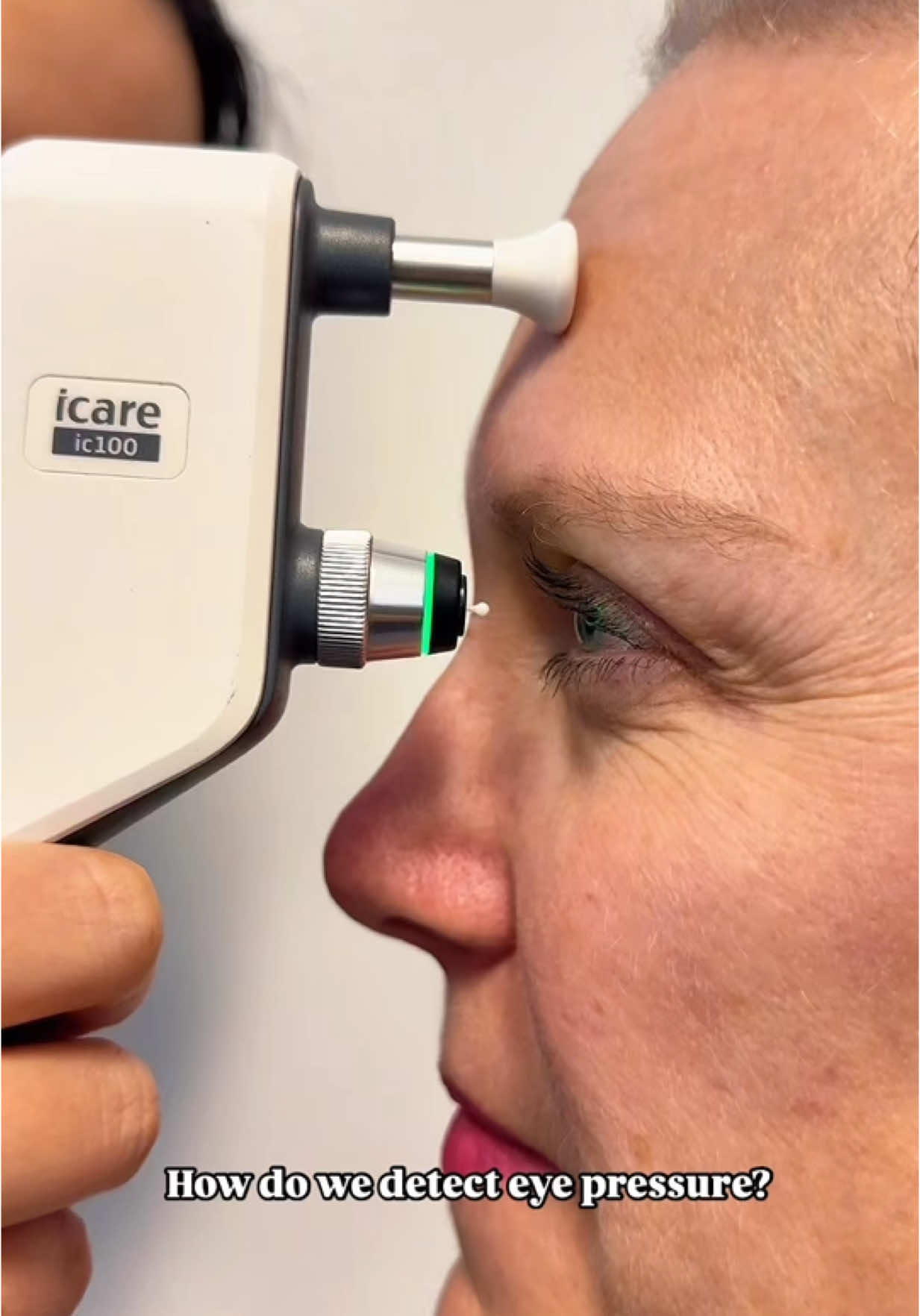 At Pacific Eye Doctors, one way we measure eye pressure is with the i-Care tonometer because it’s particularly helpful for kids and helps detect conditions like glaucoma, which can cause damage to the optic nerve due to high eye pressure.  Monitoring eye pressure is essential for diagnosing and managing these conditions.  For more information, call or book an appointment online! 🙌🏻 #pacificeyedoctors #eyepressure #eyecaretips #eyeexam #icaretonometer 