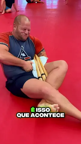 Os lutadores de Jiu-Jitsu dessa academia podem quebrar sua perna #curiosidades #bizarro