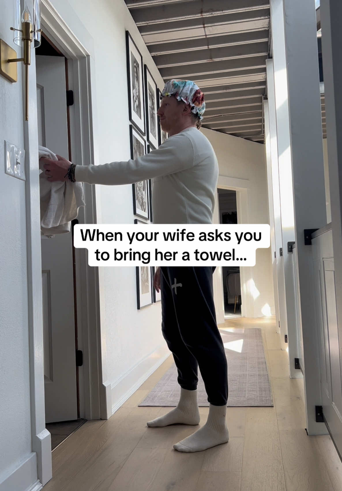 I can’t believe I keep falling for the “I forgot my towel” trick… 😭🤦🏼 #thestruggleisreal #husbandwife #couple #couplecomedy 
