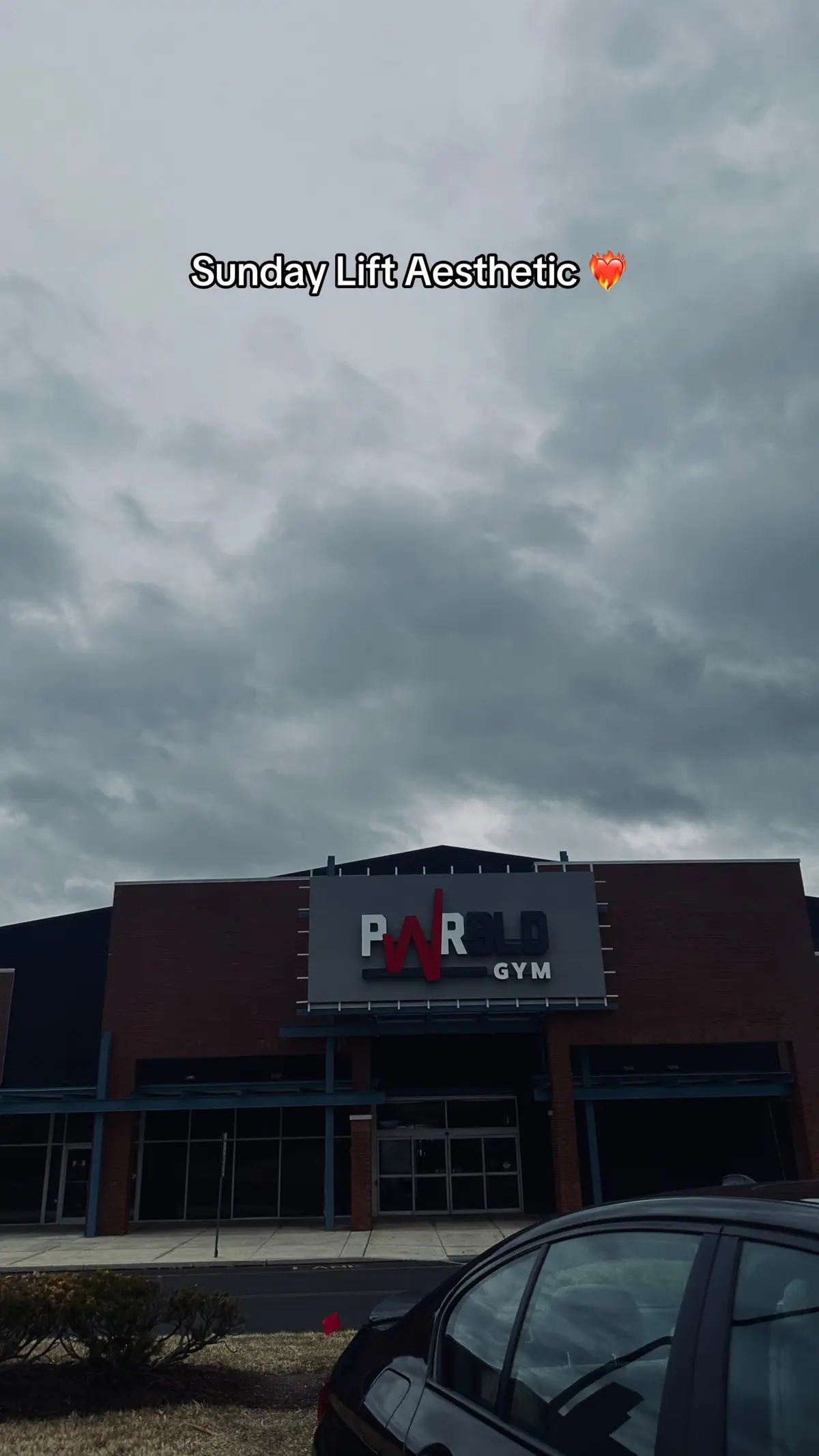 #foryou #foryoupage #fyp #gym #GymTok #gymrat #gymratsoftiktok #gymtherapy #liftersoftiktok #personaltrainer #pwrbldgym #mentality #aesthetic #photodump #mindset 