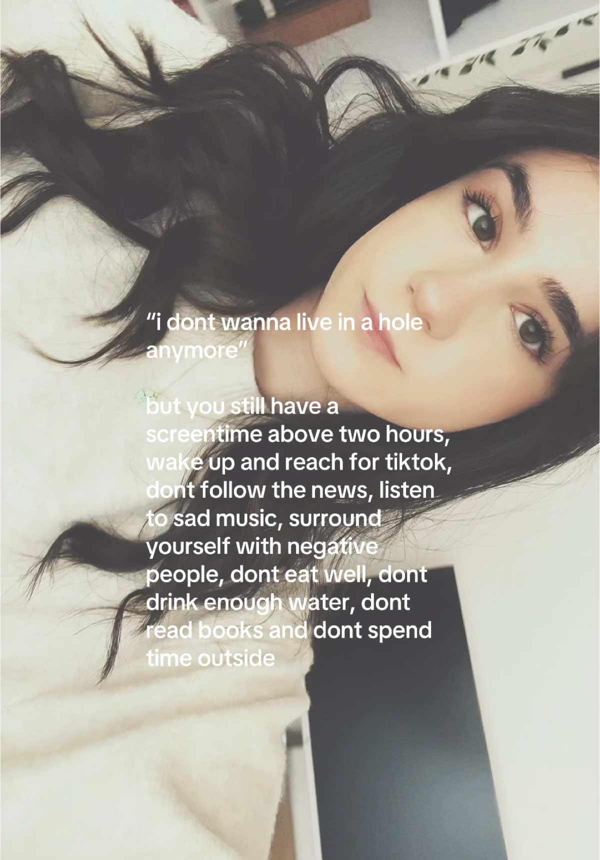 and thats okay but surround yourself w positivity and youll feel it too :)) phones ruin it all😩#foryoupage #fyp #studytok #goal #gcse #revision #Vlog #gcses #sixthform #academicvalidation #motivation #mocks 