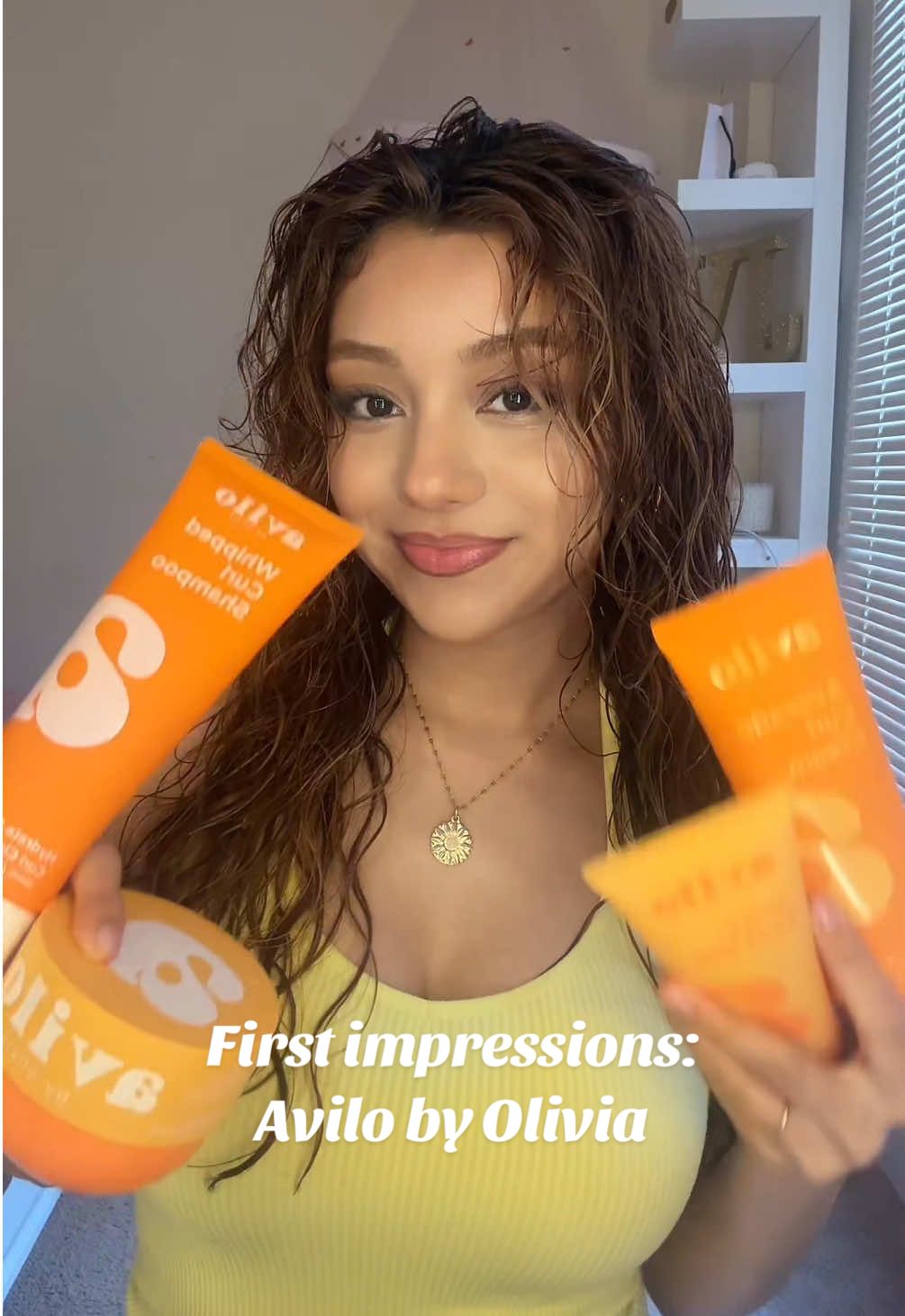My first impression of @avilobyolivia me and my hair LOVED it 🥹 It’s so soft and so lightweight- thank you @Olivia Scanu 🧡 this is going in my curl routine ✨ #firstimpressions #curlreview 