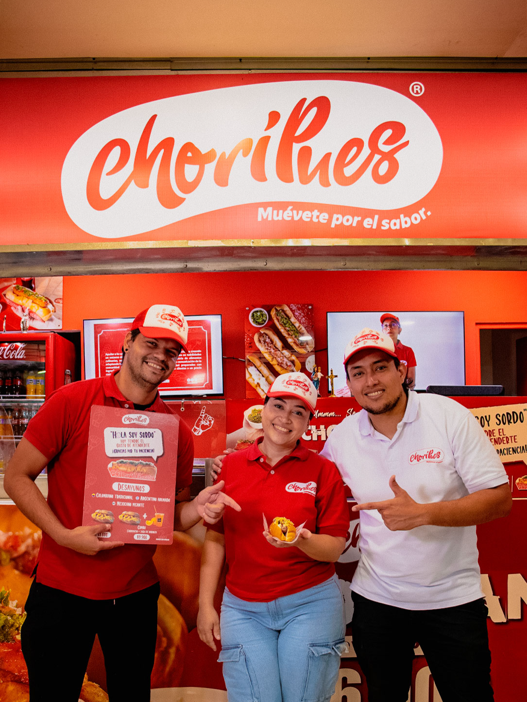 En Choripues, cada choripán que disfrutas tiene un propósito. Con tu apoyo, seguimos empleando personas con discapacidad auditiva y generando un impacto positivo en nuestra comunidad. ¡Gracias por ser parte de este hermoso proyecto! ❤️ Sigue disfrutando de lo mejor del sabor mientras haces la diferencia. #ChoripuesCuentaContigo #SaborQueNosUne #ManosQueHablan #ComidaRápida