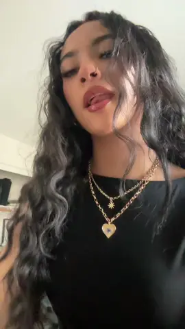 #foryoupage #wlw #fem #lesbiansoftiktok #wuhluhwuh #vegas #foryoupage 