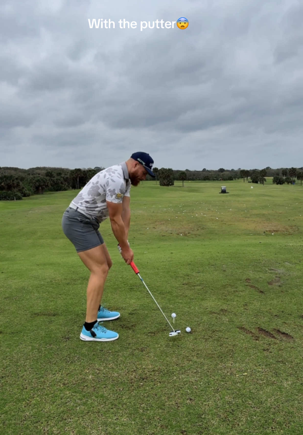 I don’t know what’s shots crazier 😨⛳️🏒 @Martin Borgmeier 