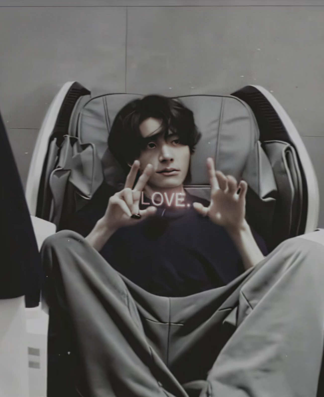 #jake ; ohhh buddy, ill show u what i can do in 5 seconds, to the bed we go. // can u tell my edits are getting lazier 😛.  #enhypen #jakeenhypen #simjake #enhypenedits #simjaeyun #kpop #kpopedits #editsfy 