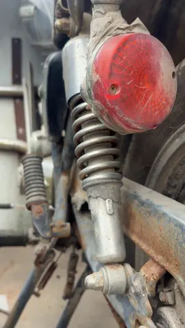 Genius Trick to Adjust Motorcycle Shock Springs!#knot #rope #knottutorial #knottutorials #campinghacks #camping #knotsforcamping #knotsforfishing #knotsforbeginners #lifeskill #LifeHack #boyscouts #bushcraft #survivalskills #Outdoors #knotting #sheetbend #hitch #simpleknot #bestknot