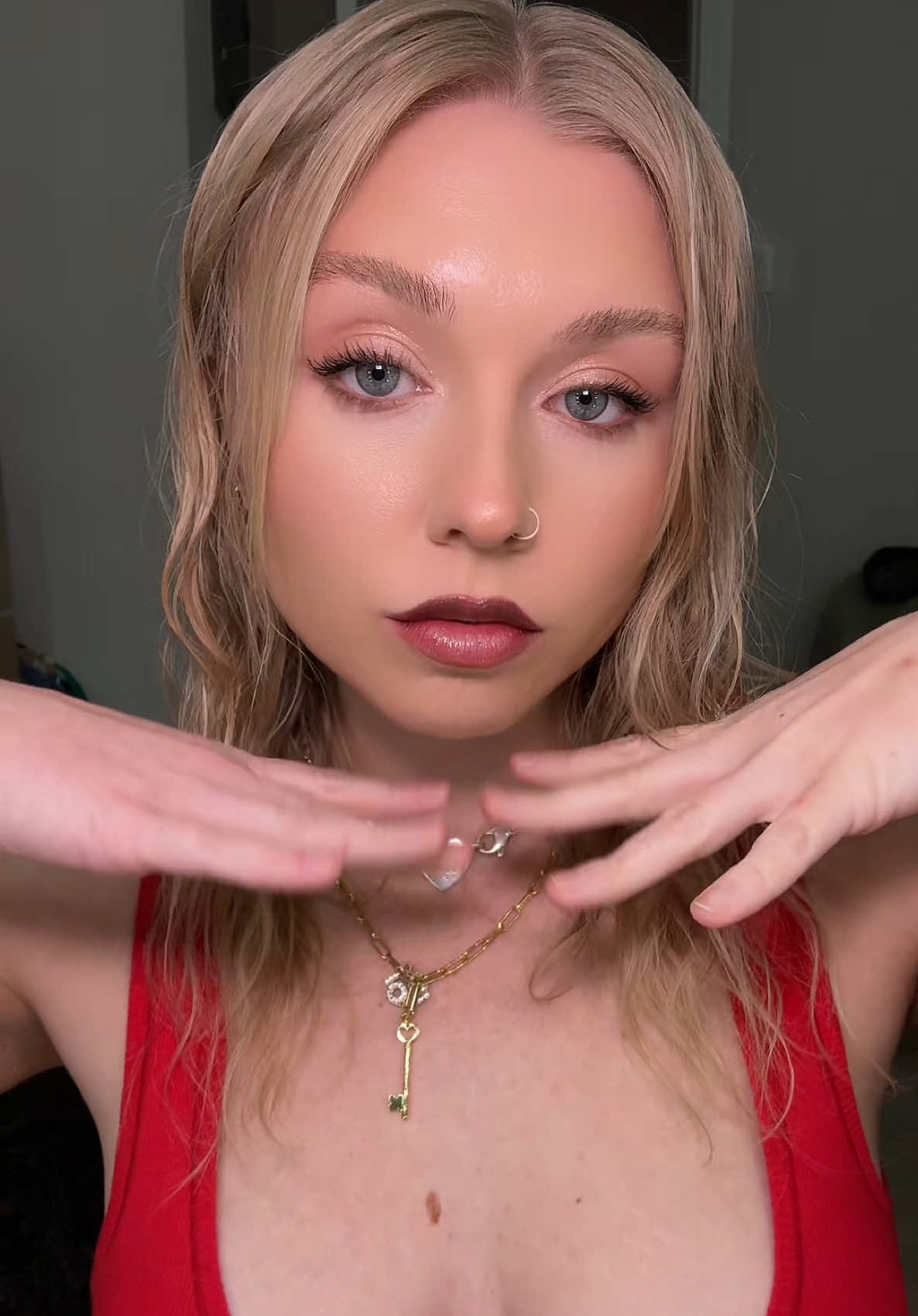 trying @Ari Kytsya lip look using @SACHEU Beauty US viral lip liner stain.  i think i said your name wrong girl and im so sorry.  obsessed with this look.  #makeup #makeuplook #makeuptricks #arikytsya #makeuptutorial #sacheubeauty #liplinerstain #lipstain #lipcombo #liplook #fyp #foryoupage #viral #trendingmakeup 