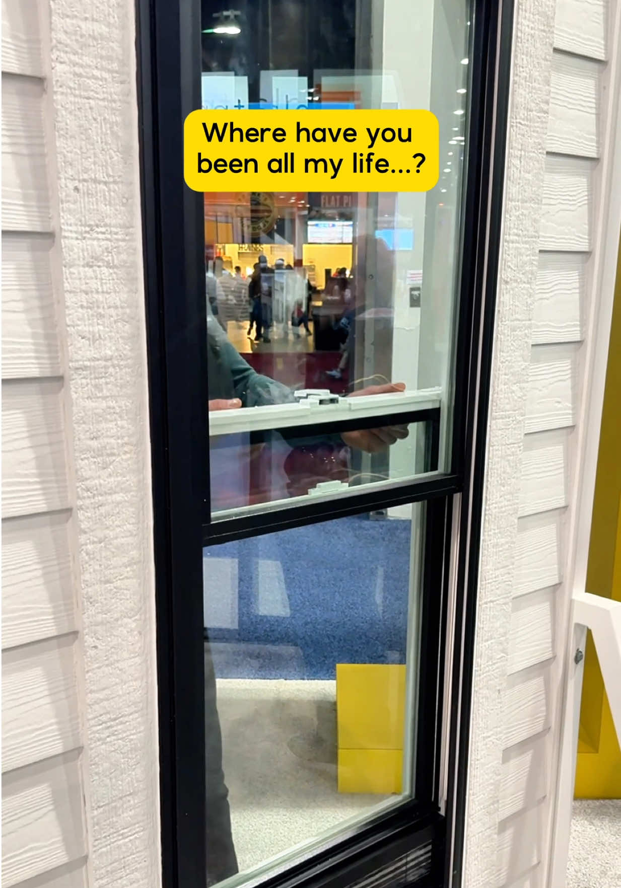 👏 Get more Home Building ideas and tips in my Checklist.
 👉 Get it at BuilderBrigade.com
 
 🪟 @PellaWindows make windows with these built-in screens.  
 
 The first thing I do at my house is pull off all the window screens because it looks so much better. You totally lose the ability to open the widows when the weather gets nice.  So glad they came up with a solution like this. 
 
 Thoughts? Would you consider these for your new home build?
 
 #BuilderBrigade #homebuildingtips #homebuilding #customHome #HomeBuildingChecklist #windowscreens #windows #pellawindows
