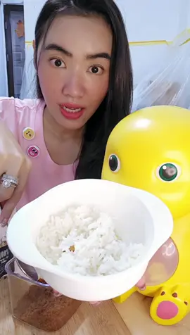 Nasi pakai Abon, meLos ga suka nasi, tapi pakai abon jadi lahap mamamnya🥰🫰🏻