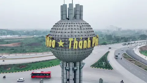 Tiết Lộ Cận Cảnh Của Hồng Hạc 1 #xekhachvlog #xuhuong2025 #xekhachvietnam #fyp #flycam4k 