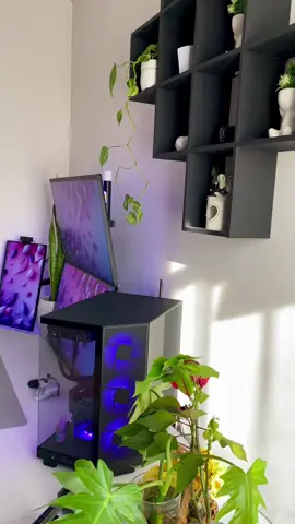 #pcgaming #setupgamer #techtok #pc #nzxth6flowrgb #h6 #nzxt #aestheticroom #dualmonitor #ultragear #stackedmonitor #g915 ##logitech #minimalisticsetup 