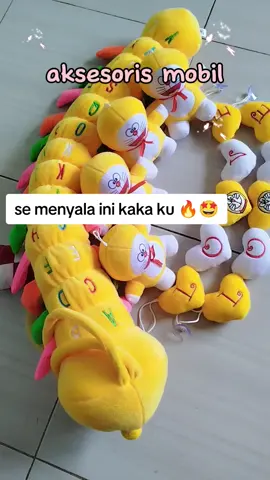 boneka tempelan kaca mobil /hiasan dashboard lucu gemesshh #boneka #doraemon #aksesorismobil #excavator #bus #truck #ramadanekstraseru #ramadhanditiktokshopping #driver #drivermuda #drivermudapunyacerita #tiktok #videoviral 