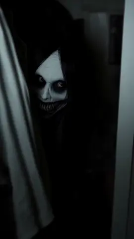 hồi nhỏ có ai sợ con ma trong tủ quần áo không? #phimma #kinhdi #horrorstory 