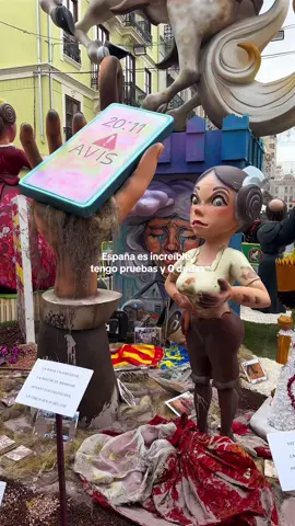 Falla de Valencia 2025 🧨💥 #valencia #valenciaenfallas #fallas2025 #españa🇪🇸 #visitspain #tradiciones 