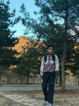 Okay I’m ready to go hiking with him  #baijingting #baijingting白敬亭 #白敬亭 #ไป๋จิ้งถิง #chineseactor #thefirstfrost #fypシ゚ #xybca 