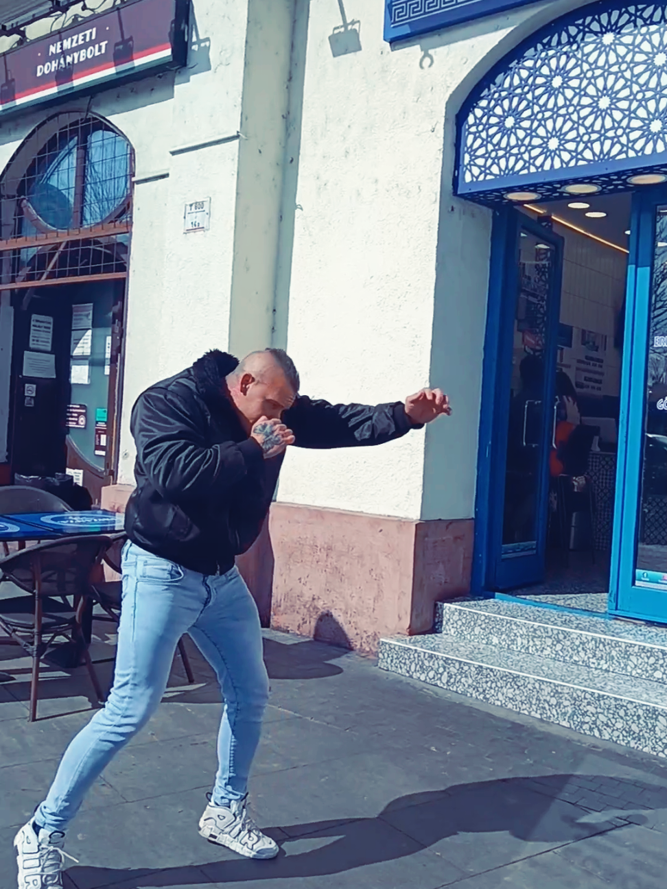 @tzatzikihungary Budapest II. Ker Margit Krt 95 #forjubaszeretnemlatni🥰🥵🤗 #pusztuljonforyouba #mma #fl #poland🇵🇱 #gym #legends #lengyelország #💪💪💪 #👊 #ukraine #fyp #romania #csehország #magyarorszag #foryoubaszeretnemlatni #fyp #faryou #halamadrid #legenda #mbappe #security #adamsecurity @S¿z¿a¿n¿d¿r¿a💠 