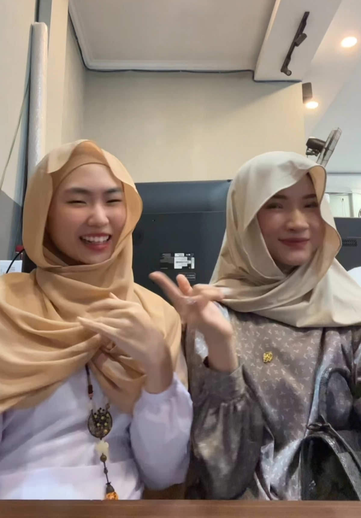 cantik ga? @Istri virtual ❤️🙏🏻