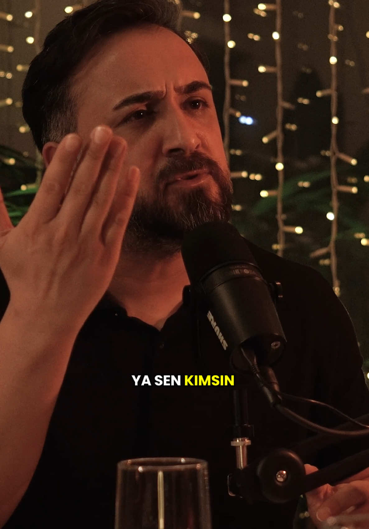 Seven Sevdiğine Neden Bağırır!?🤔 Sen bu konu hakkında ne düşünüyorsun KUZEN?💬✍️ #AşkınEliDeğmişGibi #AylAli #İlişkiTavsiyesi 