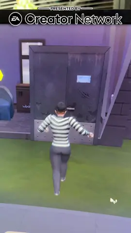 #EAPartner Robin Banks is a menace #simtok #simsburglar #sims4robinbanks 