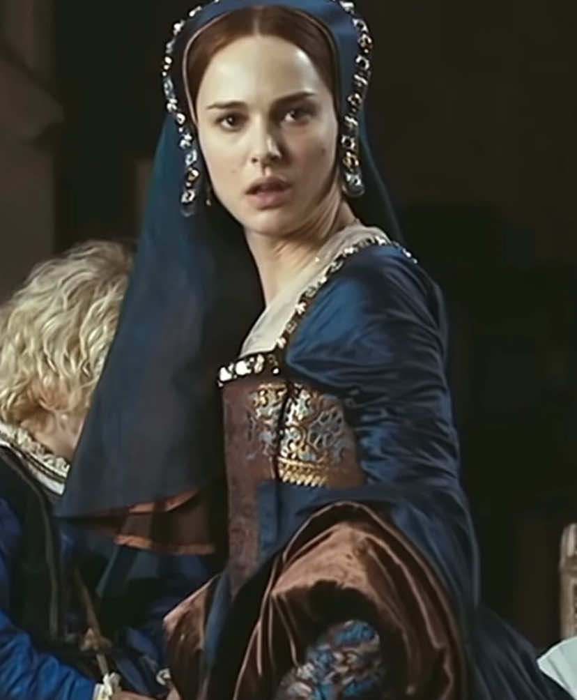 she is so elegant.                                   #natalieportman #natalieportmanedit #anneboleyn #starwars #starwarsfan #padme #fyp #fypシ 