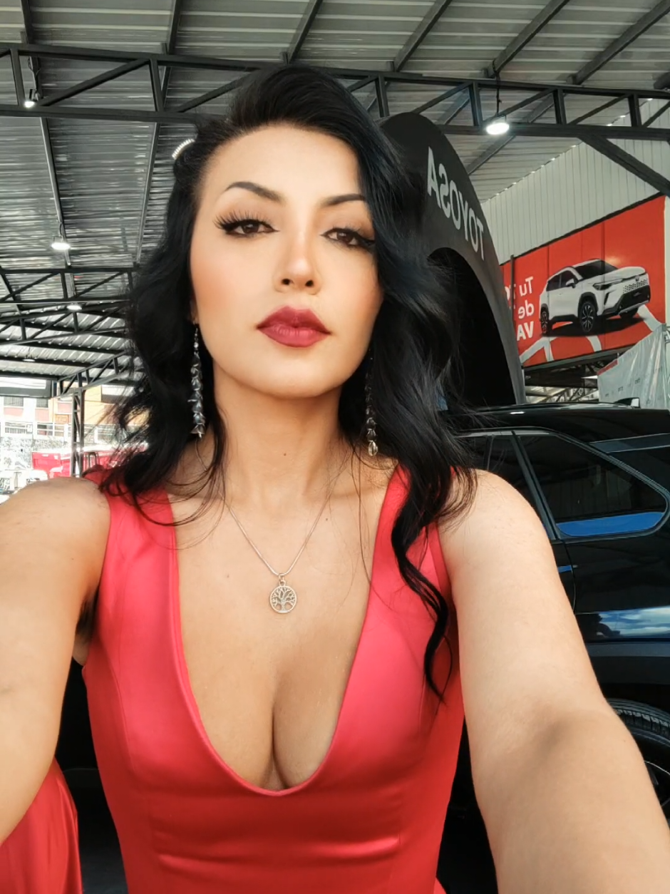 😂 Que se note el perreo @Natty Bustios #toyota #foryoupage #paratii 