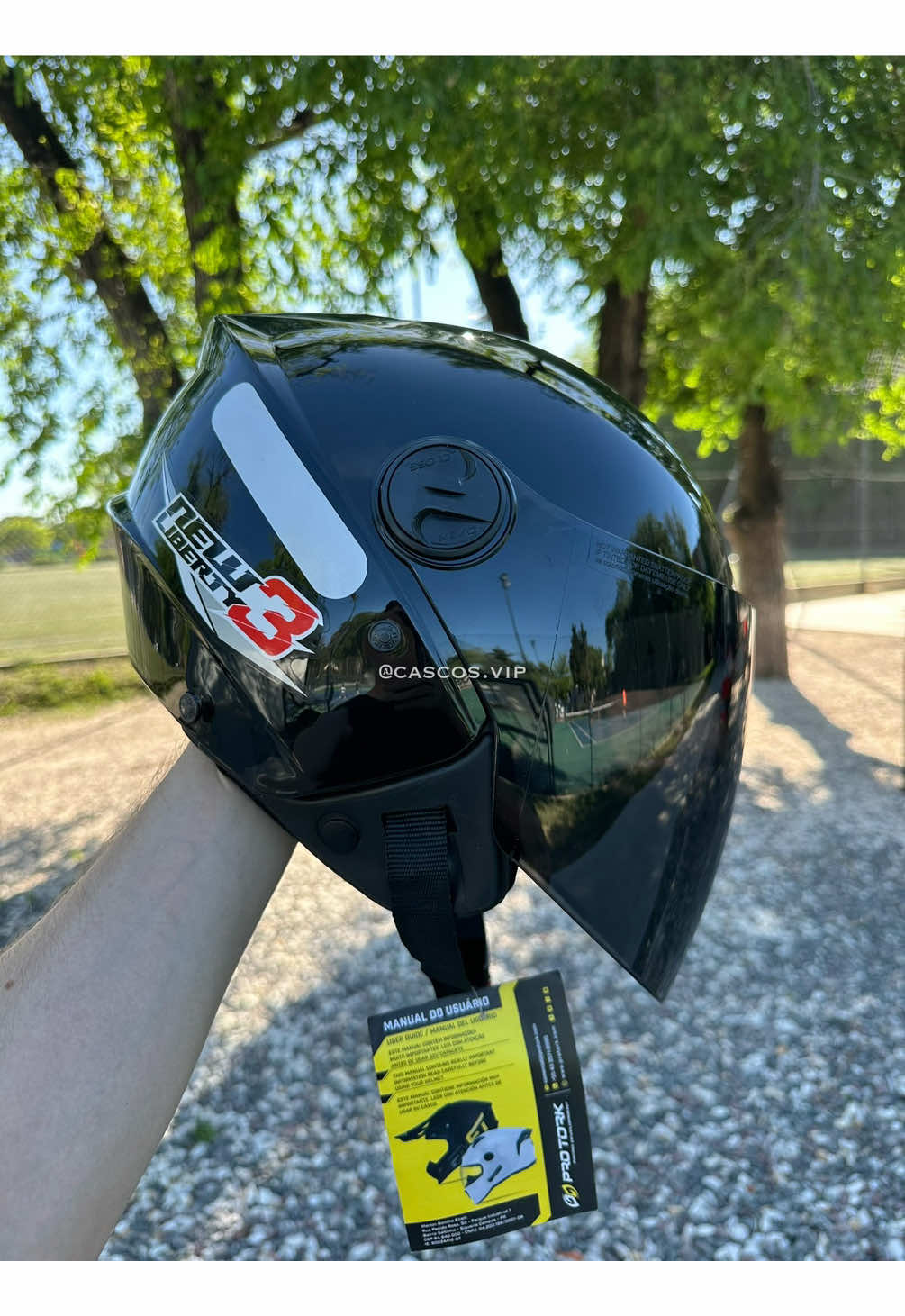 ¡NUEVO INGRESO! 🏁🏁🏁 New Liberty 3 Full Black 🔥 DISPONIBLE EN TODOS LOS TALLES! ✅🛒 Visor Tornasolado o Polarizado + Visor Transparente de regalo ENVÍOS A TODO EL PAÍS 🇦🇷✈️ #cascosvip #cascos #cascosmoto #newliberty #newliberty3 #protork #cascosabiertos 