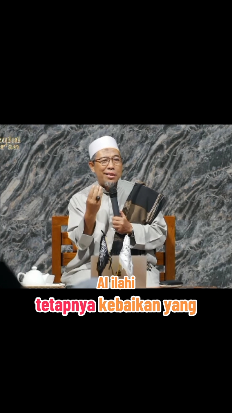 Al Qur'an itu isinya keberkahan. Dan keberkahan itu adalah tetapnya kebaikan yg sifatnya ilahiyyah.... #kajianramadhan  #nuzululquran  #berkahalquran 