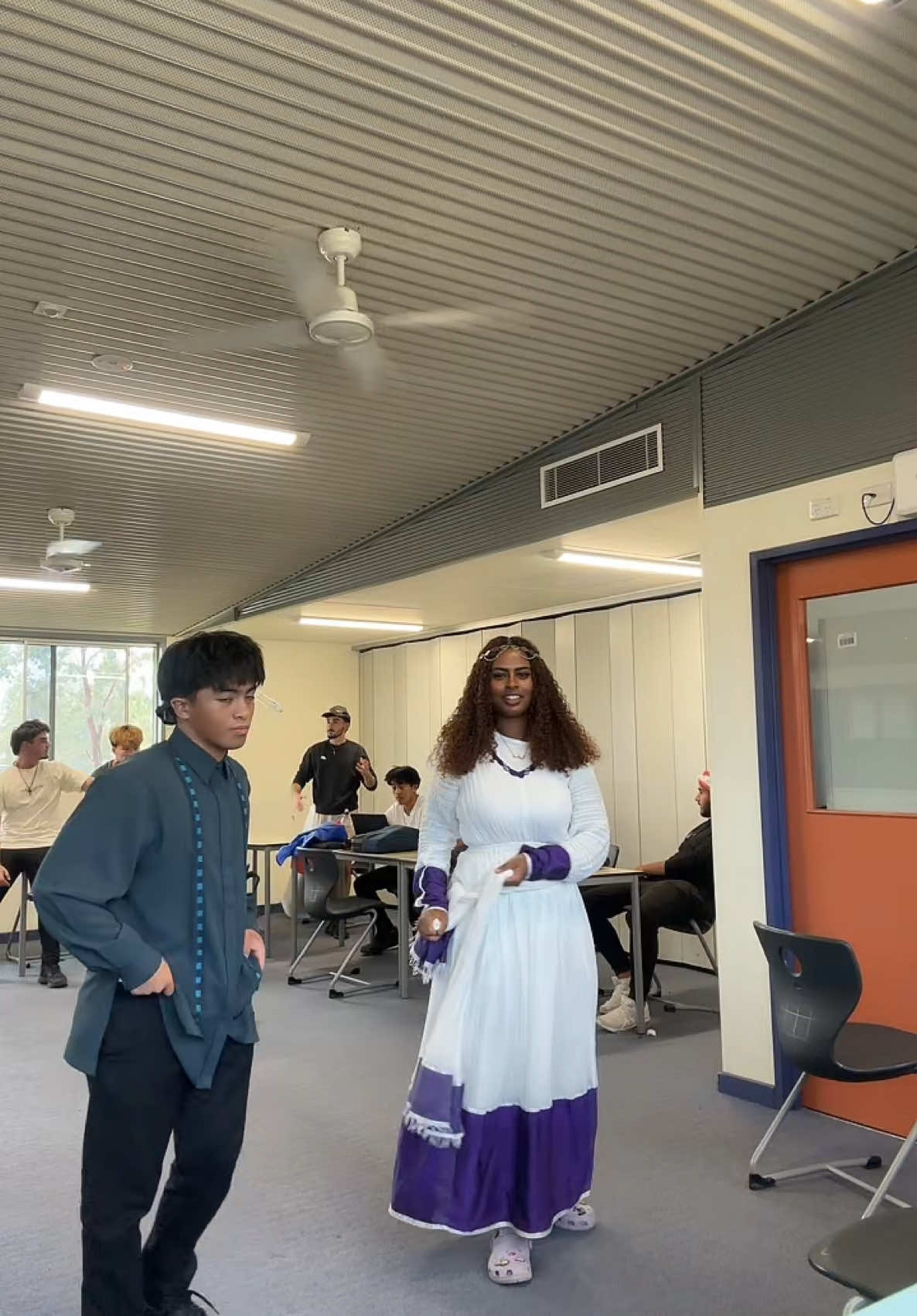 🇪🇷x🇵🇭 @Nathan Santiago #harmonyday #fyp #dance #school 