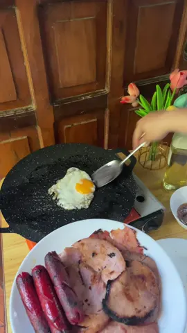 Ang dali mag luto, ang dali linisan! Bongga naman tong si Grill pan natin🤩  #nonstickpan #nonstickflatpan #nonstickfryingpan #flatbbqpan 