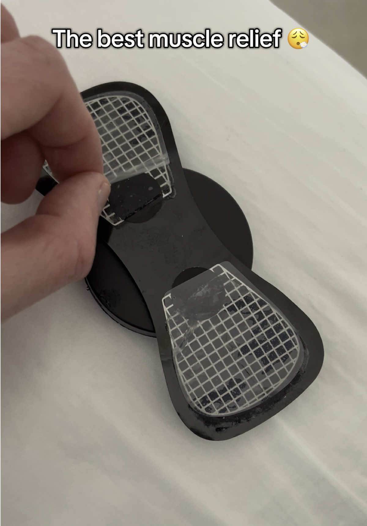 The best muscle relief 😮‍💨 #Soothpad #MuscleRelief #PainReliefPad #RelaxAndRecover #HomeMassage #SelfCareTools #BodyRecovery #HeatTherapy #WellnessEssentials #SootheYourBody #PostWorkoutRelief #RelaxationMode #TensionRelief #MassageAtHome #feelbetterfast #오버글로이챌린지 