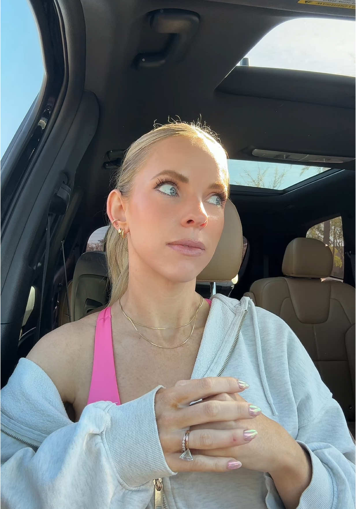 Okay but what does it mean? TikTok do your job!! 😅 #teethchattering #whatswrongwithme 