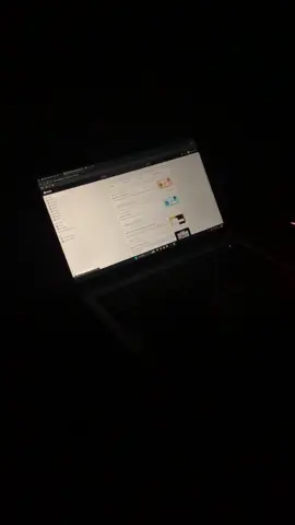 Night Hustle 🤲📿✌️ #hamidecommerce #shopify #hustle #ecommercebusiness 