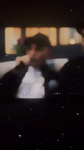 ياريتني نسمة وع بلادك فيها تروح 🌫️