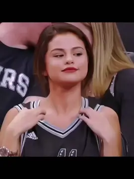 She has always been a real-life Disney princess since day-1🩷🥰🥹 #selenagomez #selena #selenagomezedit #youngselenagomez #selenagomezfan #selenagomezvideos #selenagomezfanpage #taylorselena 