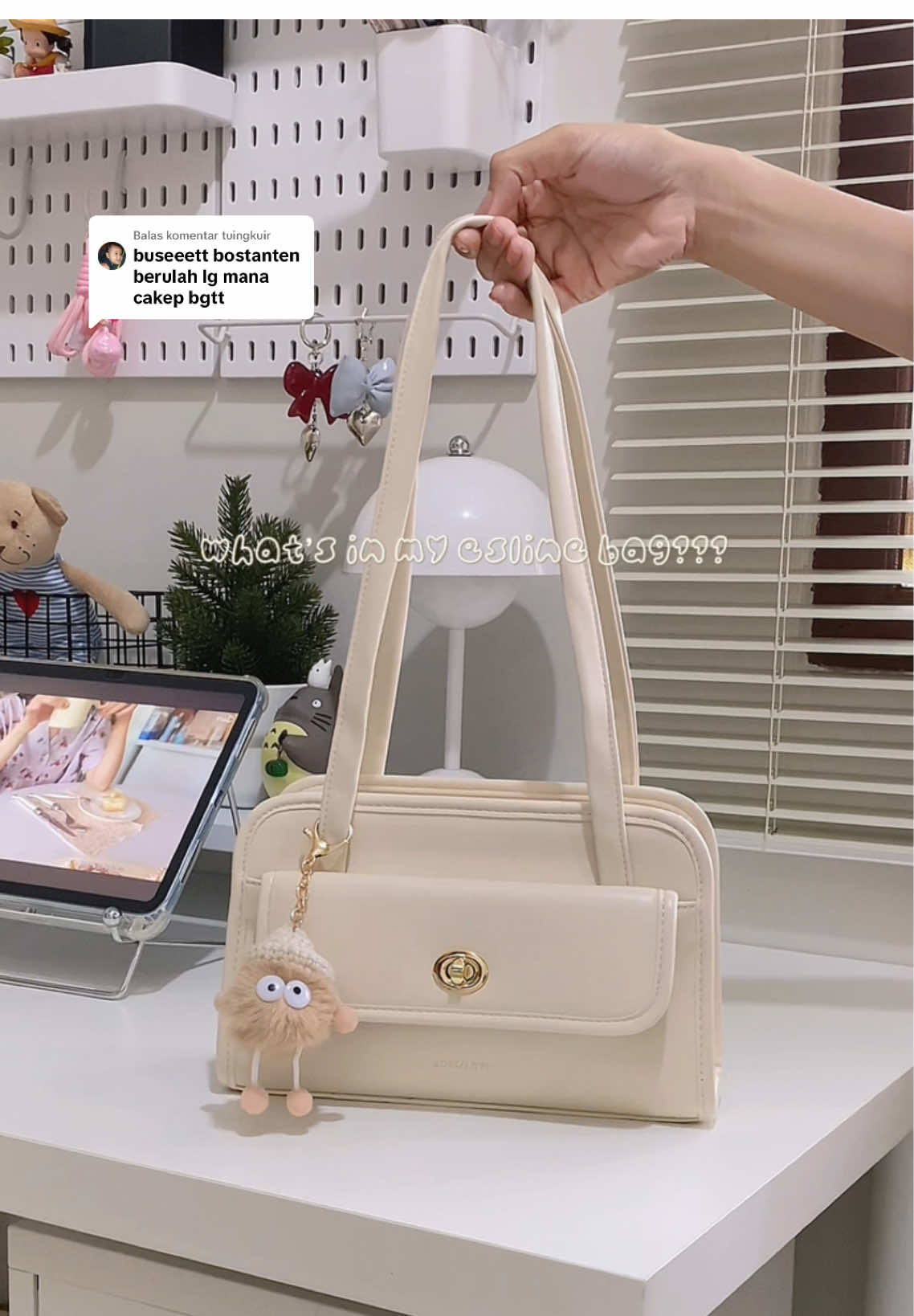 Membalas @tuingkuir what’s in my esline bag 👀 #shoulderbag #tasbahuwanita #taswanita #bostantenbag #bostanten 
