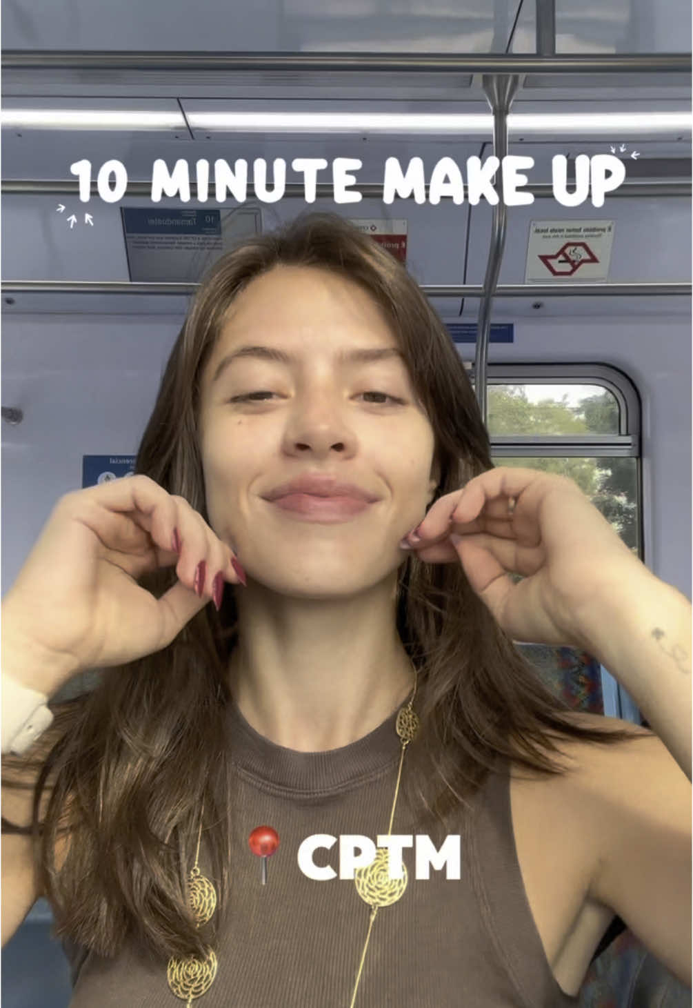 Blogueira CLT em seu habitat natural 👌 #makeup #maquiagem #clt 