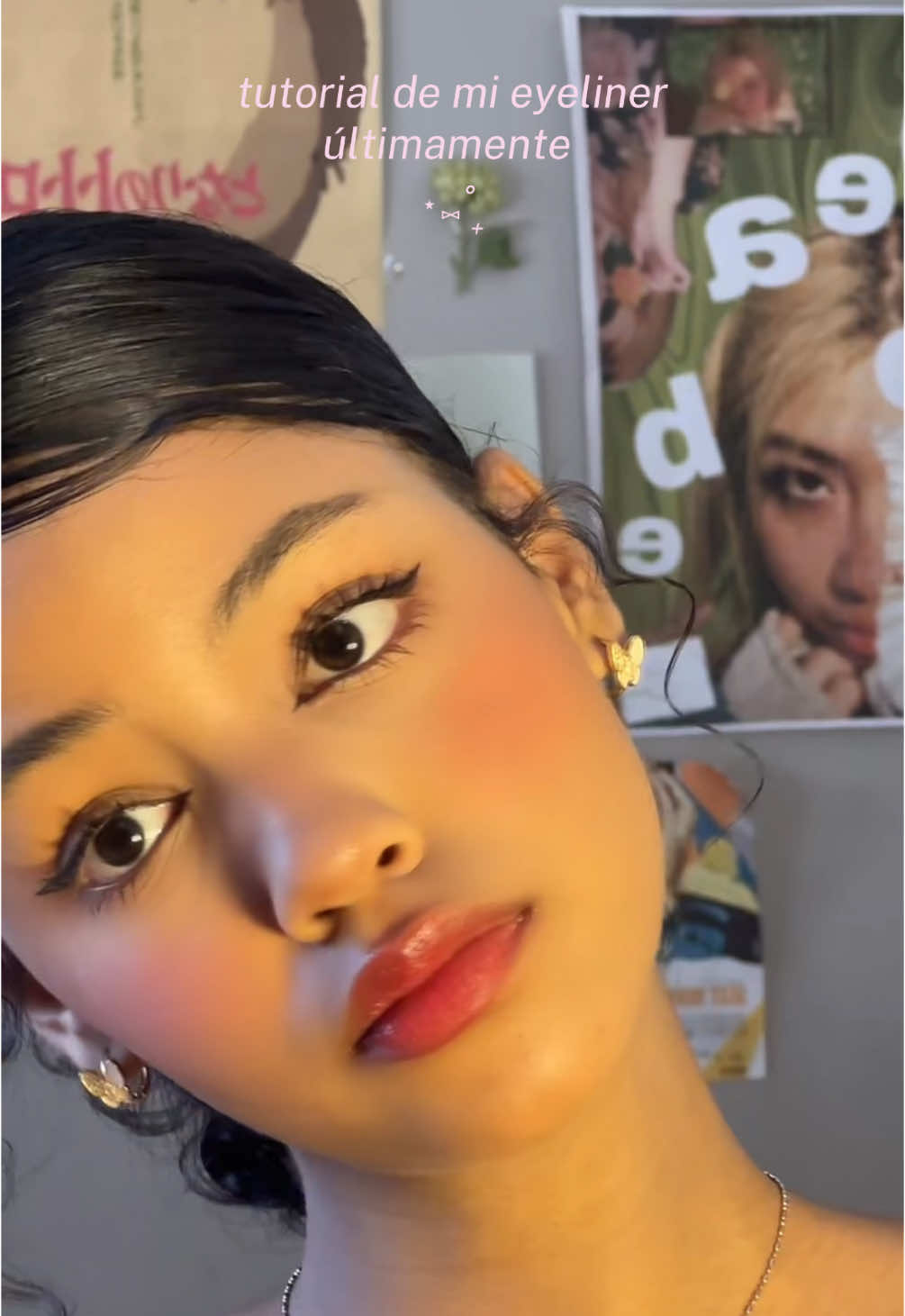 ahora me lo hago todos los días. 😩✋🏾 #foryou #fyp; #foryoupage #parati #xyzbca #girly #chile #foryou #energia #vibra #fyp #dontflop #girls #relatable #Eyeliner #cute  #makeup #maquillaje #tutorial