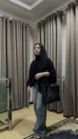 Kalau pakai dengan heels lagi ontop 🥹 