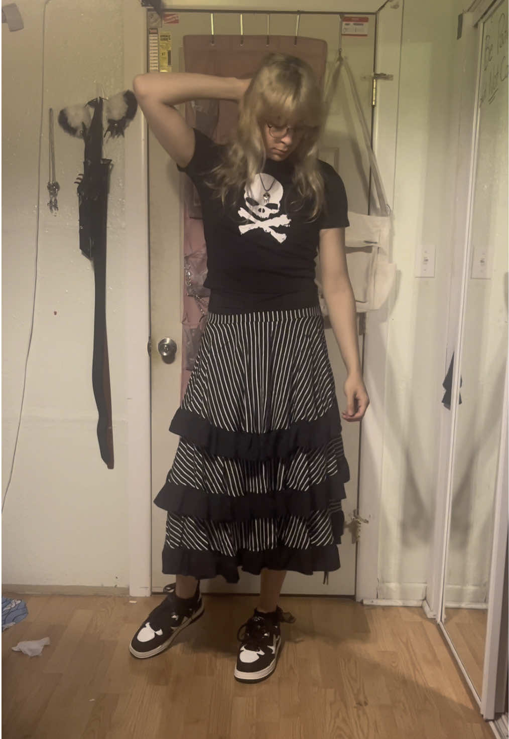 Ermmm,,, this outfit was cute :33 I like it tbh, the skirt a little lame cause it doesn’t zip all the way 😾 but hopefully that’s cause I’m gaining a dump truck 😸 anyways :3 #fitcheck #otokonoko #alt #femboy #femboi 