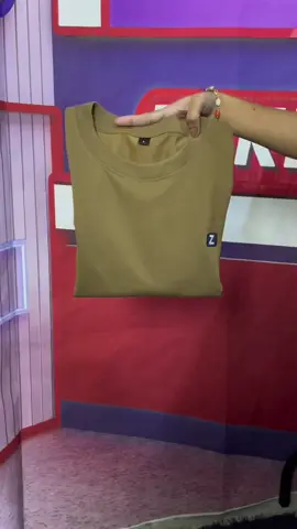 Zeke hot-sale 'Z' logo T-shirt has arrived. Click on the small yellow bag in the bottom left corner to purchase #zeke #zekefashion #fashion #fashiontiktok #OOTD #affiliate #tshirt #plaintshirt #streetwear #fypシ #outfitstyles 