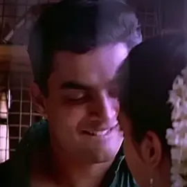 love this movie🥹🫶🏼 #fyppppppppppppppppppppppp #foryoupage #fypシ゚ #tamiledits #alaipayuthey #maddy #shalini #kadhalsadugudu #viral 