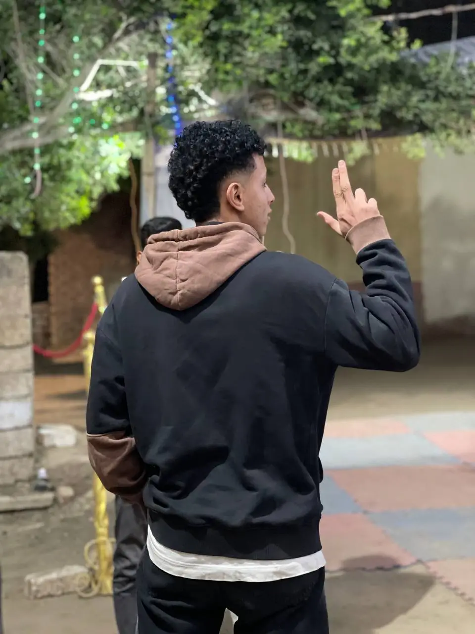 نسيت الصح وطرقتووو 🤦🏻‍♂️🙃